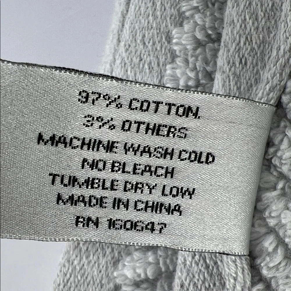 Ecoexistence Bath Towel Set Light Gray Textured Soft Cotton Set of 2 NEW